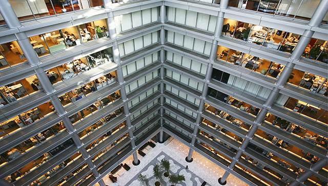 【独家】工商银行中间业务收入下滑员工遭殃 考核不达标绩效工资全部停发