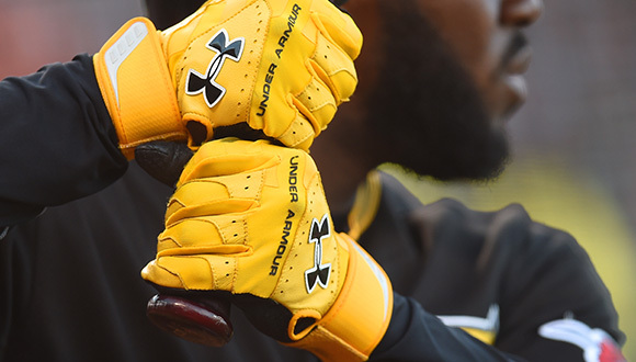 耐克,阿迪达斯,Under,Armour