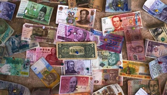 全世界拥有亿万富翁最多的国家是美国，中国排第五