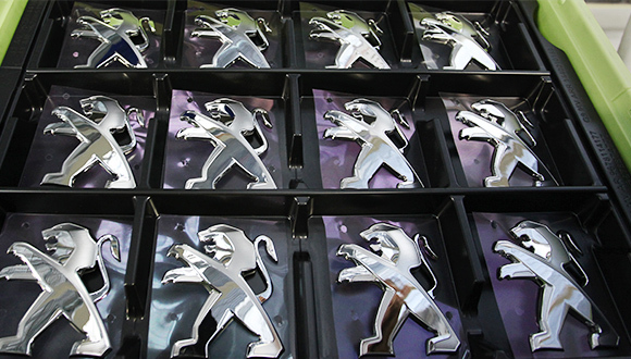 克莱斯勒,雷诺,标致雪铁龙,通用汽车,铃木