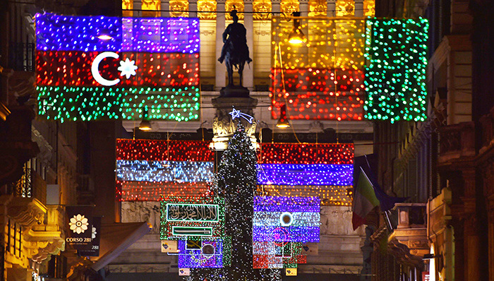年度报道，外媒