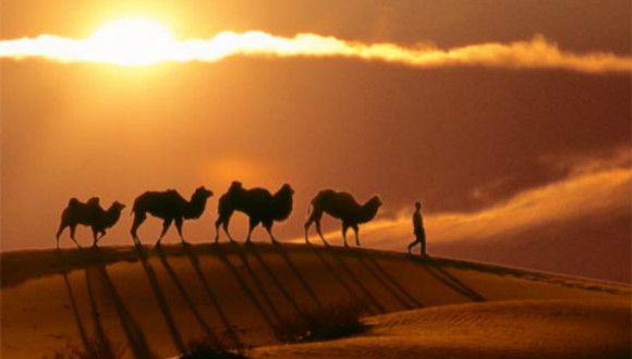 一带一路,海上丝绸之路,陆上丝绸之路,基础设施建设,投资