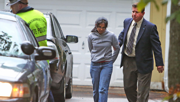 安妮·杜可汗,药物检测,毒品