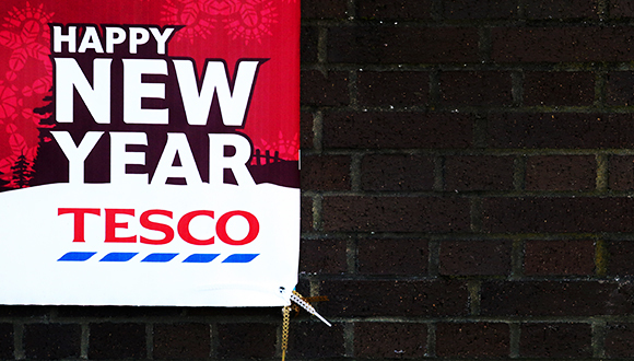 Dave,Lewis,特易购