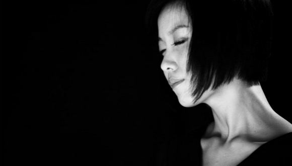 姚贝娜,深圳晚报,眼角膜,遗体,新闻伦理