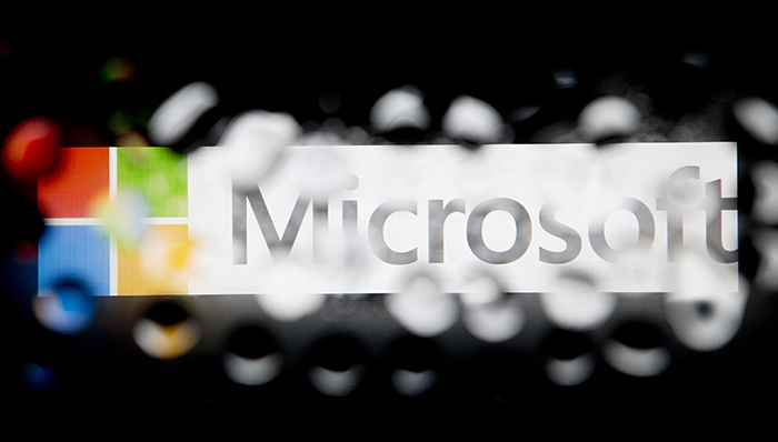 微软股价下跌,萨蒂亚·纳德拉,微软转型措施