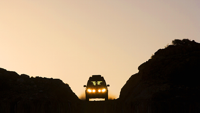 揽胜极光上市争议大,德系品牌把握中国豪车市场