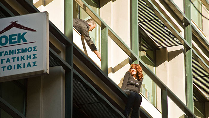 希腊自杀率增加,紧缩政策