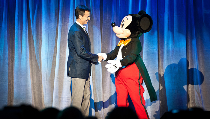 迪士尼任命Thomas,Staggs为首席运营官