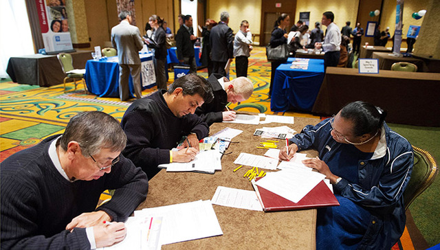 油价暴跌,能源行业裁员人数激增