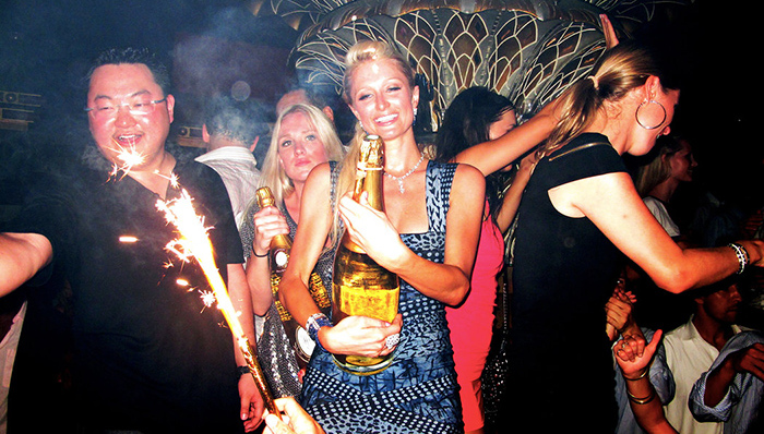 刘特佐,Jho,Low,时代华纳中心,曼哈顿高级公寓,帕丽斯·希尔顿