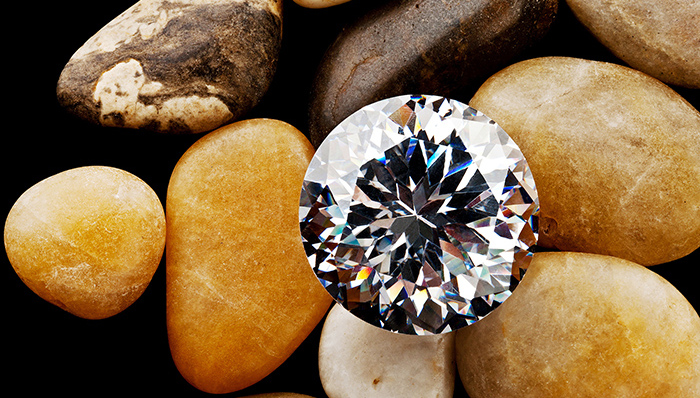 戴比尔斯钻石取代铜业务部门,成英美资源第二大旗舰业务