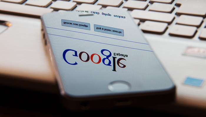 苹果与谷歌签订的地图和搜索合作协议今年到期,苹果抛弃谷歌将打击谷歌的移动广告收入