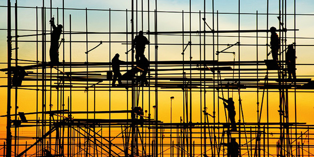 中国下调GDP增速至7%左右