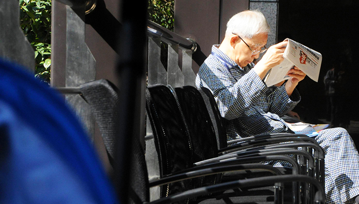 民革中央建议社会力量介入社区养老