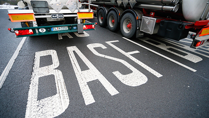 柴油车国四排放标准将于今年全面实施,