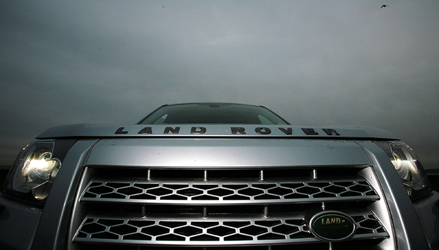 采埃孚9速变速箱故障问题连累揽胜极光