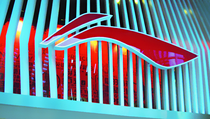 小米李宁联合推出智能跑步鞋