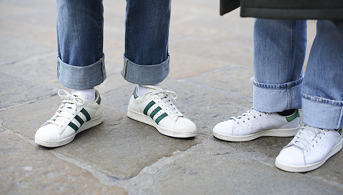 阿迪达斯试水运动鞋中嵌入NFC,阿迪达斯2014财年业绩不理想,阿迪达斯革新购买支付方式