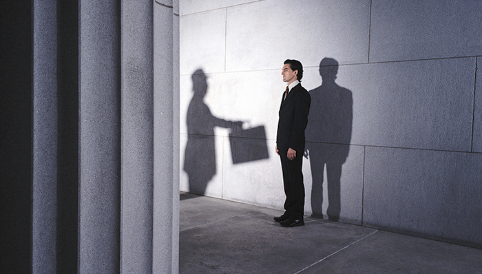 佳兆业事件持续发酵,郭英成与声明人寿达成神秘交易