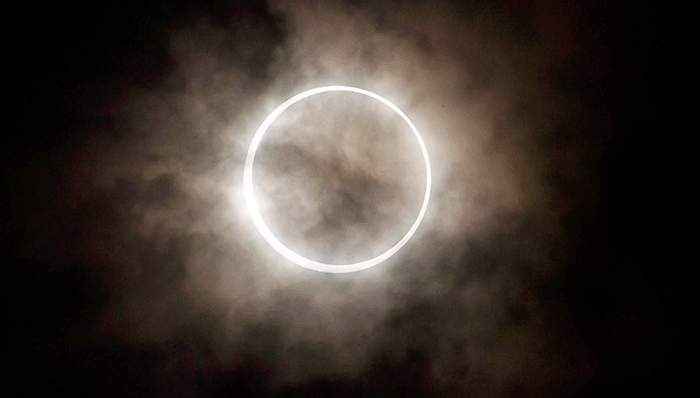 欧洲电网通过日食大考验,日食带来发电波动