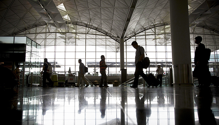 新加坡航空商谈购买香港航空少数股权,新加坡航空拓展中国市场