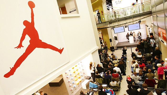 迈克尔·乔丹起诉乔丹体育