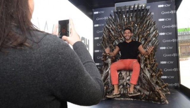 坐上“冰与火”的铁王座啥感觉？ 来纽约用Uber叫个车