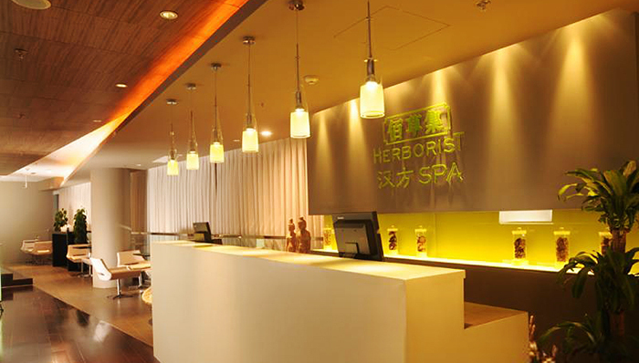 佰草集巴黎开店