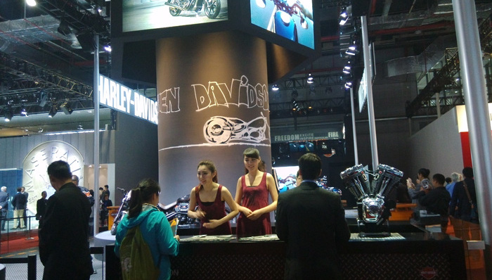 上海车展,模特,宝马,雷克萨斯,英菲尼迪,哈雷