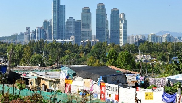 不一样的江南style：韩国版贫民窟拆迁故事