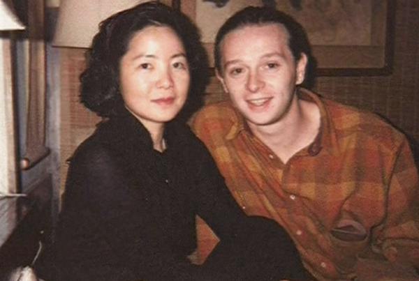 邓丽君与小她15岁的法国男友保罗