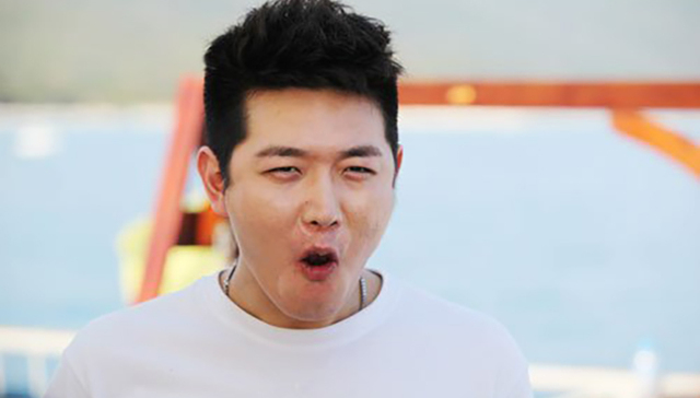 深陷“出轨门”的田源将退出《天天向上》？