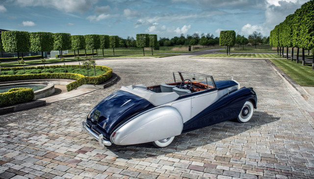 劳斯莱斯即将发布新车“曜影”