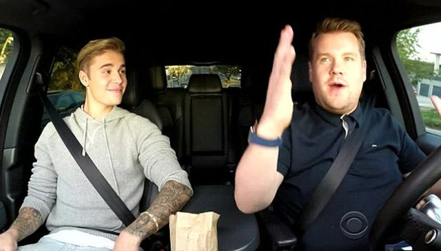 比伯说“我从来不会听着我的歌做爱”