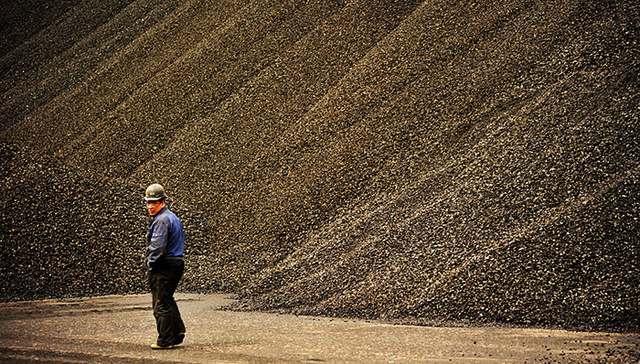 神华集团承认降薪