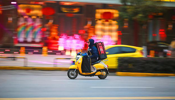 外卖,O2O,饿了么,美团,淘点点