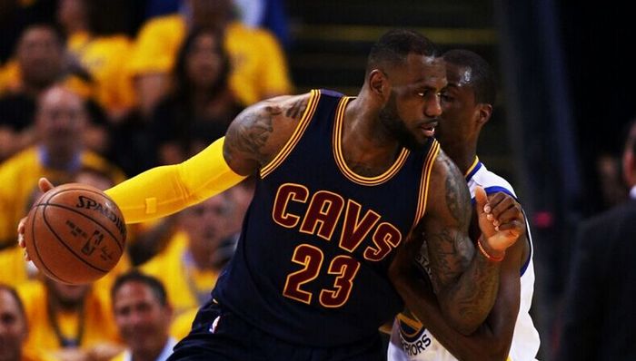 NBA总决赛,金州勇士队,库里,骑士队,总决赛第一场