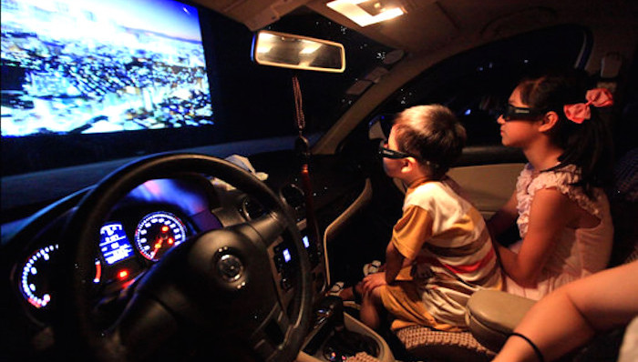 Uber,汽车电影院