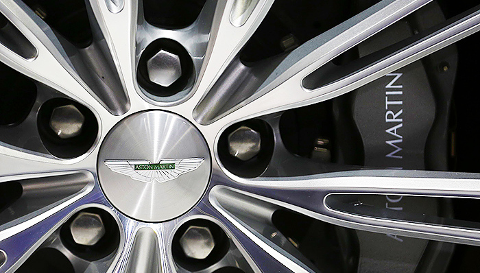 阿斯顿·马丁逆势推出新车型