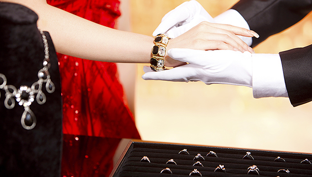 万能的淘宝也卖珠宝