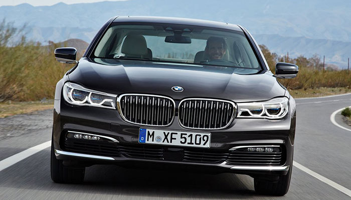 面对S级 新一代7系惹不起但躲得起