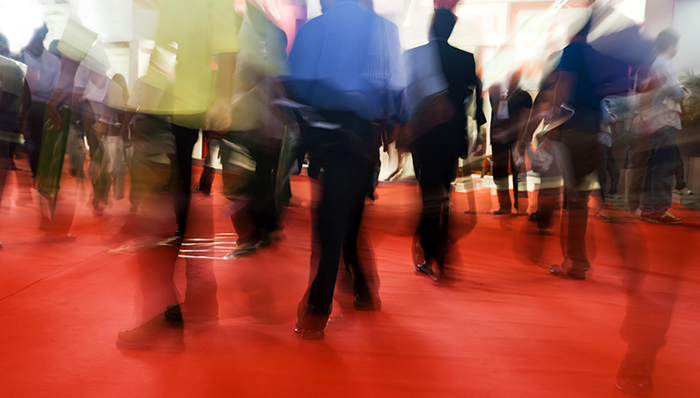 新光集团百亿借壳,,*ST金路主业将变成房地产