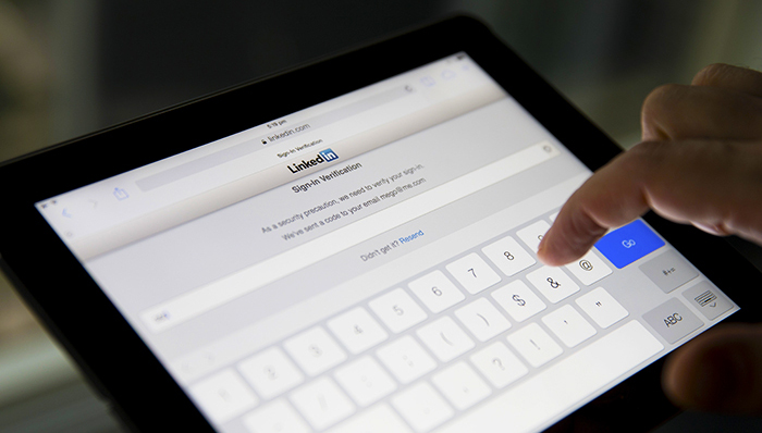 LinkedIn在中国推出职场社交APP