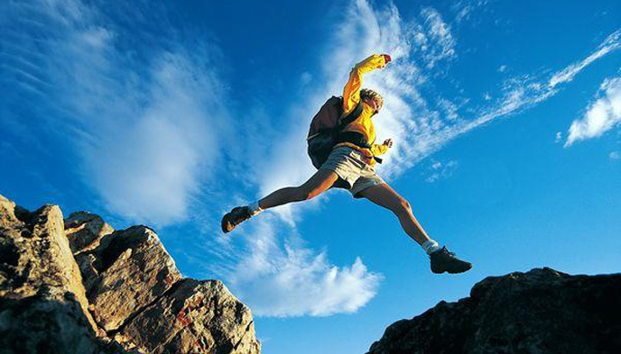 户外品牌,农村经济,始祖鸟,土拨鼠