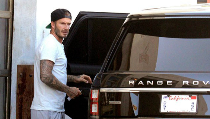 晒女狂魔回洛杉矶 小七她爸享受日常生活