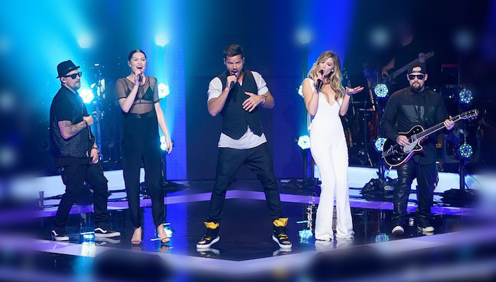 “澳洲好声音”两位导师上演互掐大戏，众粉丝围观