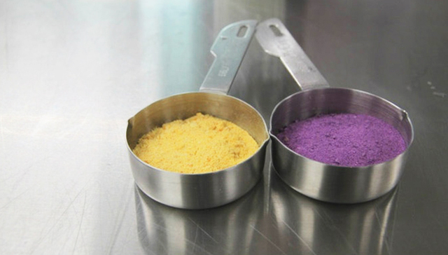 饥荒,,浪费,,食物,,非洲,,粉,,过期,,变质,,垃圾