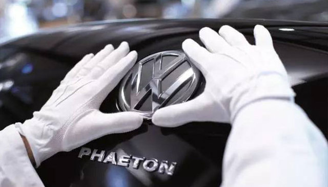 据说辉腾的生产车间，舒服得跟家里客厅一样