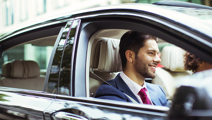 Uber在美国市场胜于出租,Uber和Airbnb赢得商旅用